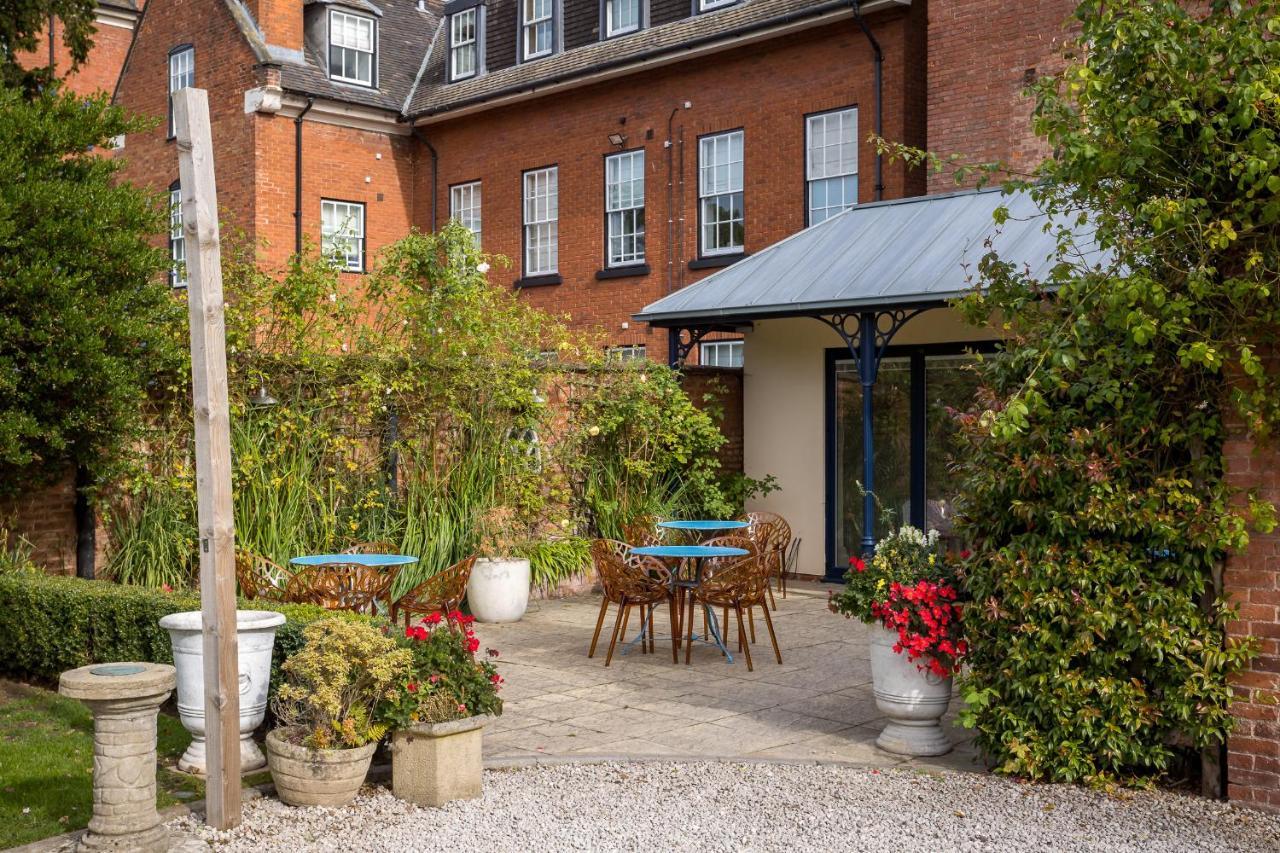 St Johns House Lichfield Bed and Breakfast Exteriör bild